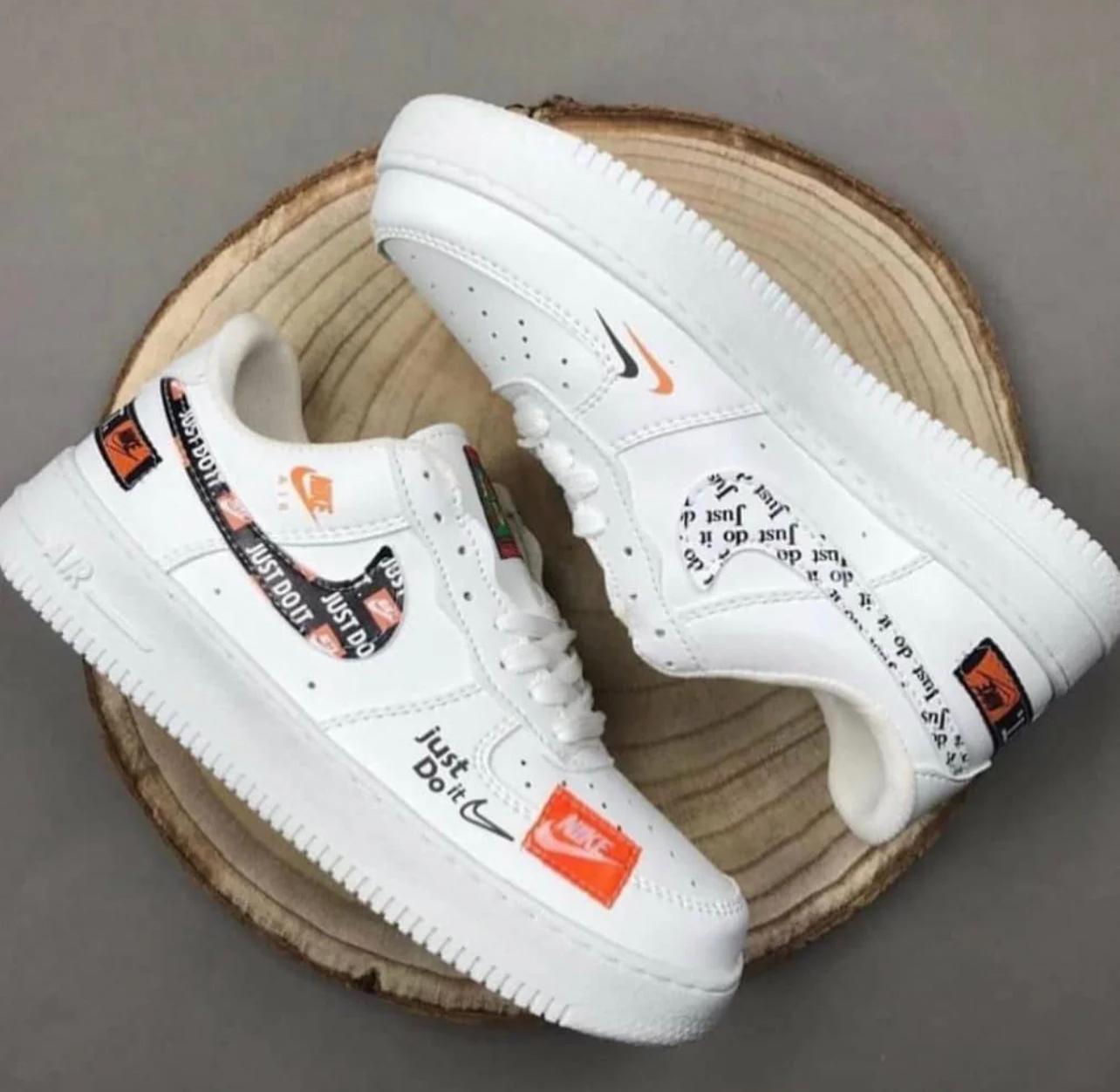 NIKE AIR FORCE 1 JUST DO IT