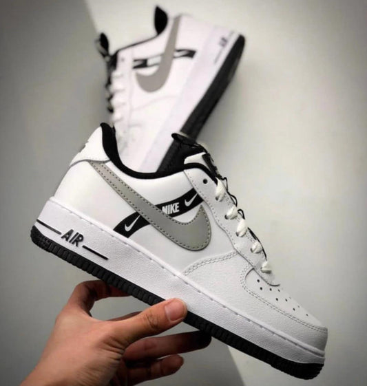 NIKE AIR FORCE 1 WHITE FLOW