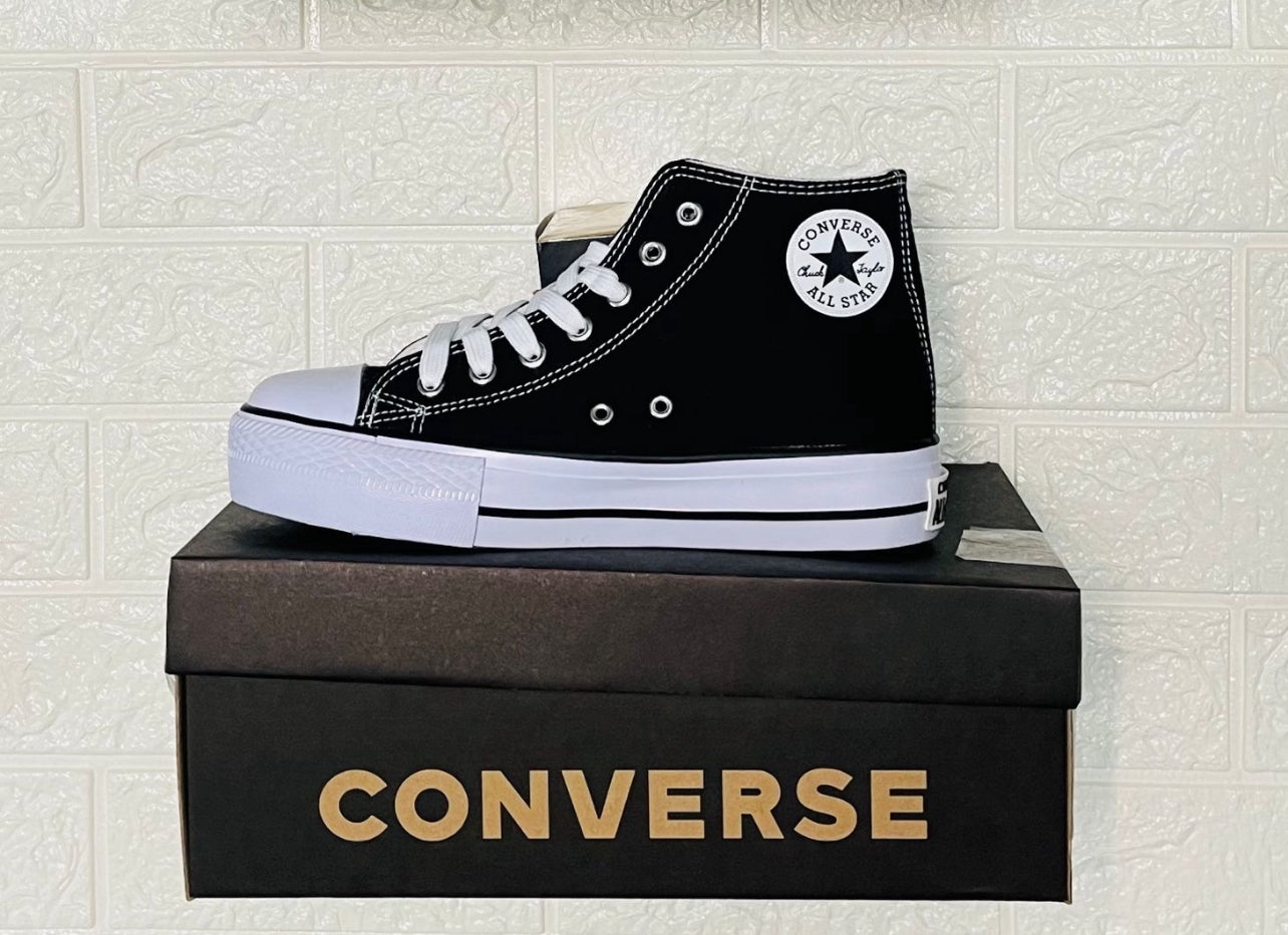 CONVERSE NEGRAS ALTAS