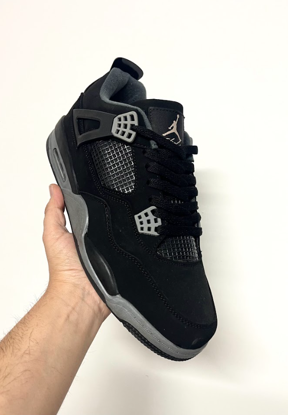 JORDAN 4 RETRO BLACK