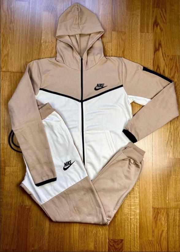 NIKE TECH FLEECE BEIGE