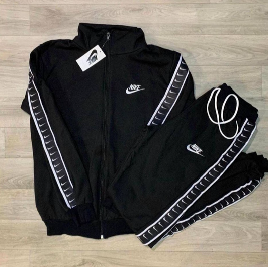 CONJUNTO NIKE