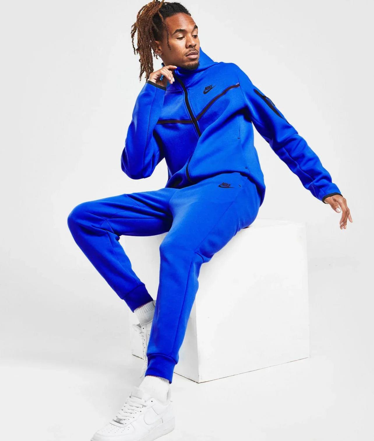 NIKE TECH FLEECE AZUL